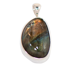 Labradorite Pendant in Silver